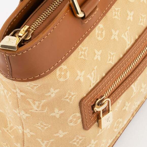 LOUIS VUITTON Authentic Brown Monogram Leather Bag